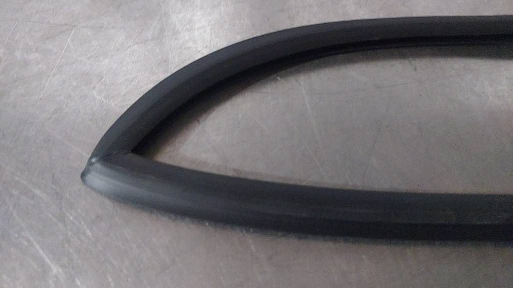 Empaque de parabrisas para Kia Rio 2006-2009