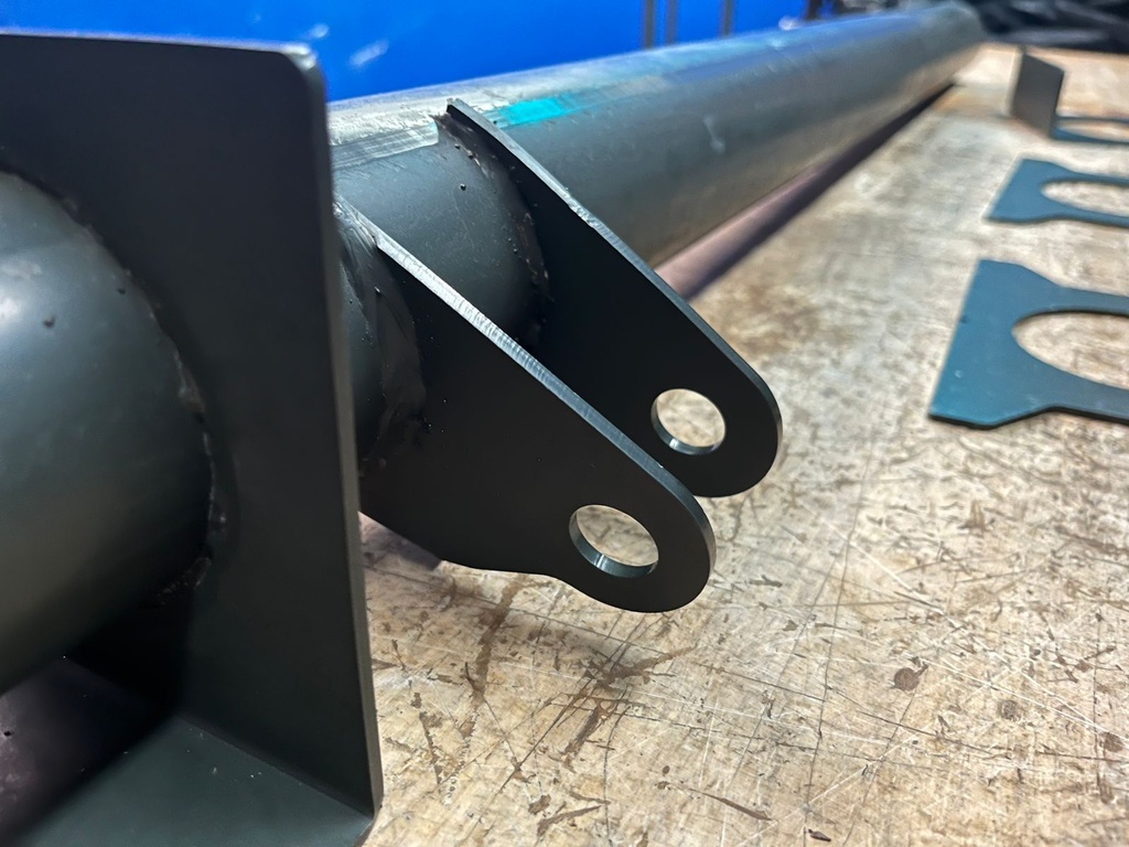 Soportes para Tanque de Combustible de Chevrolet Silverado / GMC Sierra 1500 / 2500 / 2500HD 1999-2006.