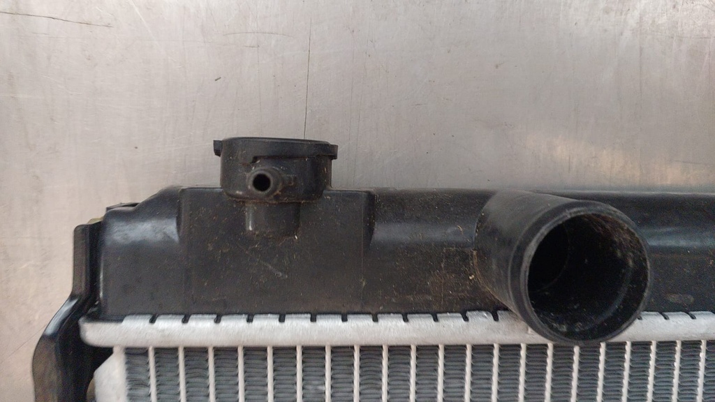 Radiador para Toyota Tundra / Sequoia 4.7L V8 2001-2007