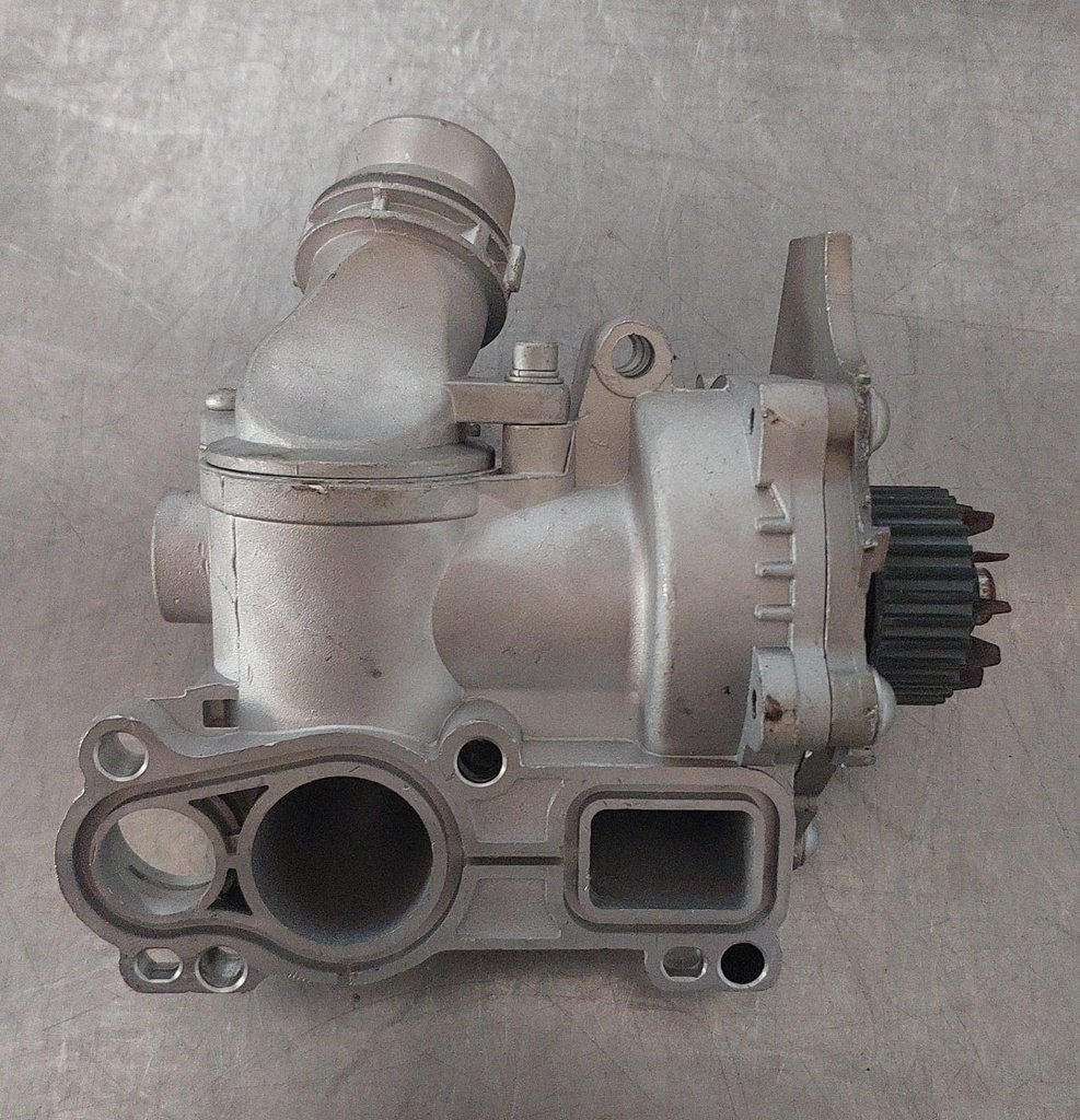 Bomba de agua para Audi A3 / A4 / A5 / A6 / Q3 / Q5 2008-2013