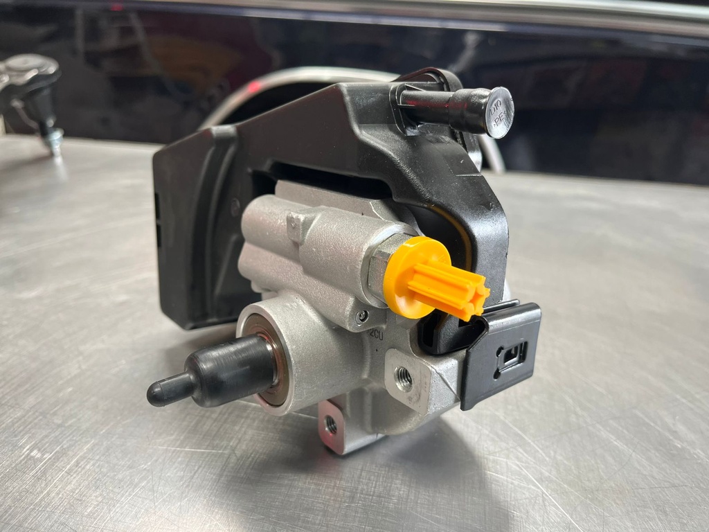 Bomba de Dirección Hidraulica para Chevrolet Camaro SS V8 6.2L 2010-2012.
