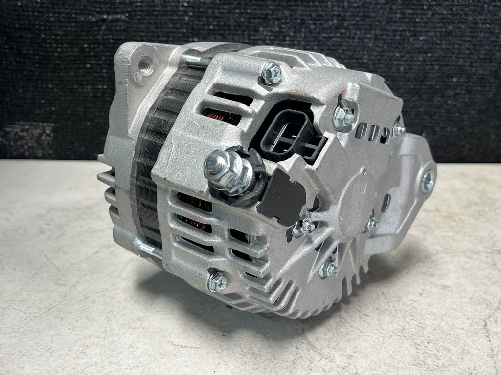 Alternador de 110AMP para Nissan Altima SE / SE-R V6 3.5L 2002-2006.