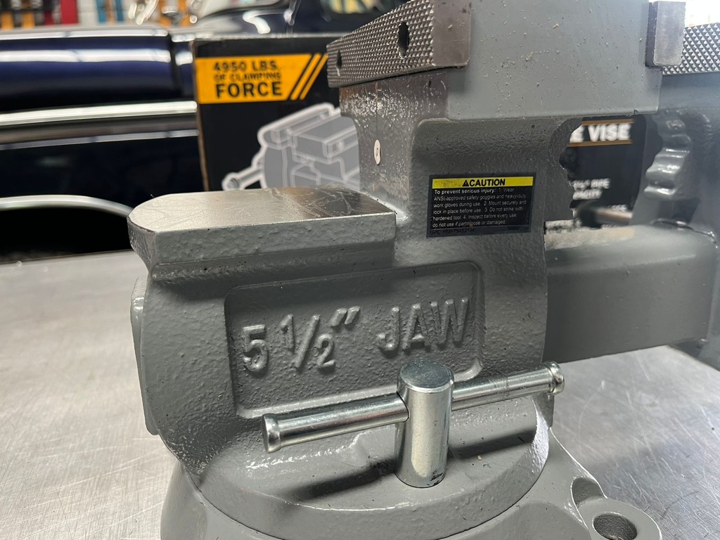Prensa hidráulica Reversible de 5-1/2" con capacidad de 4950lbs.