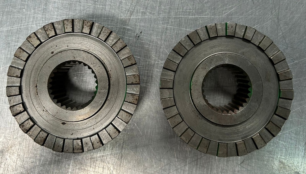 Bloqueo para GM 9 1/2 ( GM 14 Tornillos )