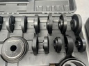 Kit de Herramientas para remover e instalar Roles y Bushing.