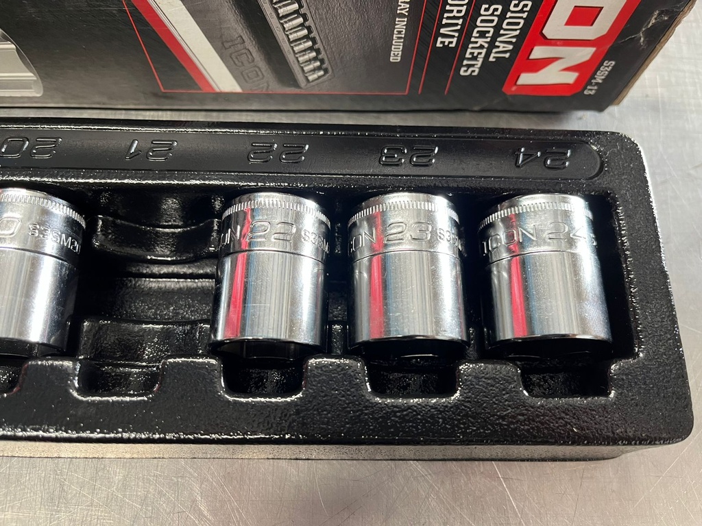 Set de 12 cubos de 1/2".