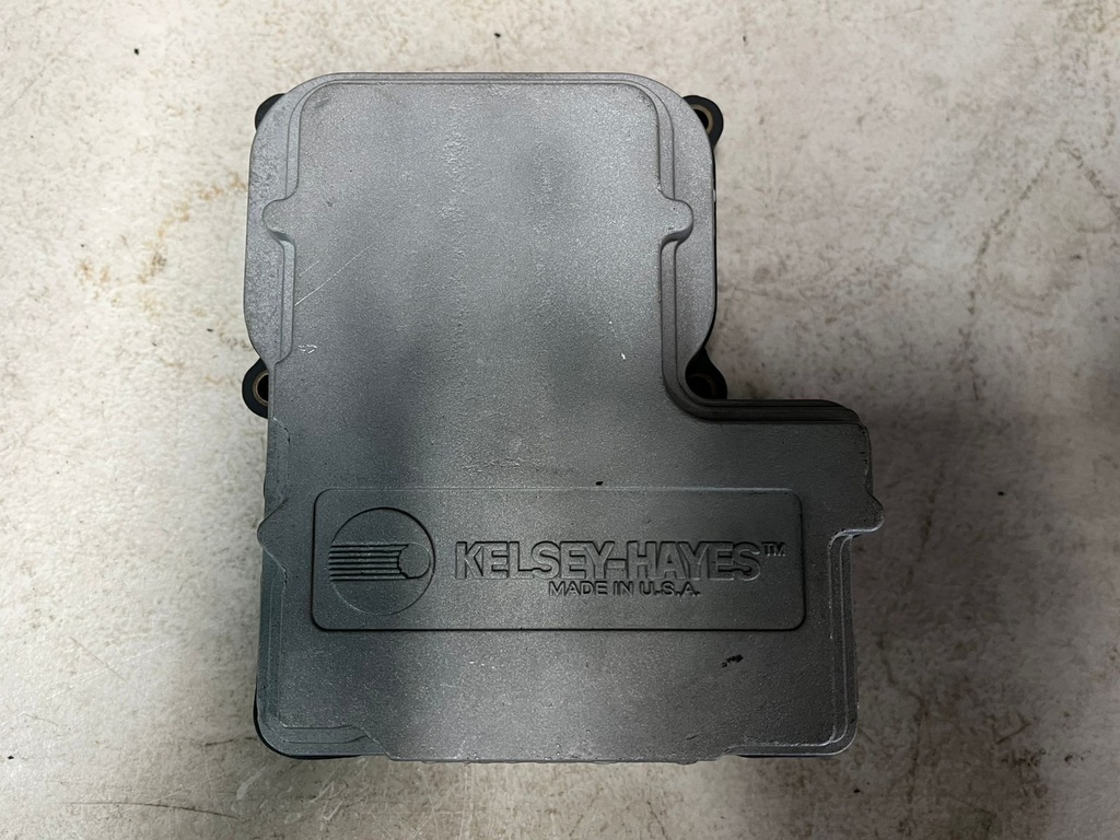 Modulo de ABS para Chevrolet Tahoe / Suburban 2000-2002 4.8L / 5.3L.