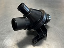 Termostato para BMW 328i 2.0L L4 2012-2015 / BMW 320i 2.0L L4 2013-2015.