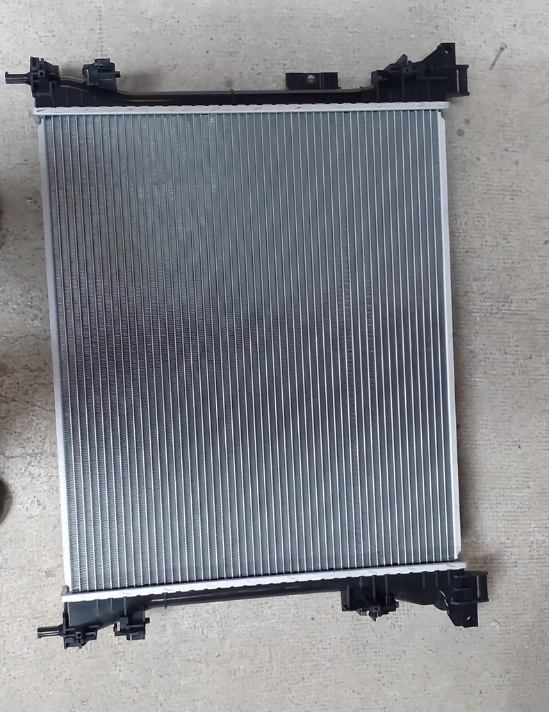 Radiador para Dodge Grand Caravan / Chrysler Town & Country 3.3L 3.6L 3.8L 4.0L V6 V8 2008-2020