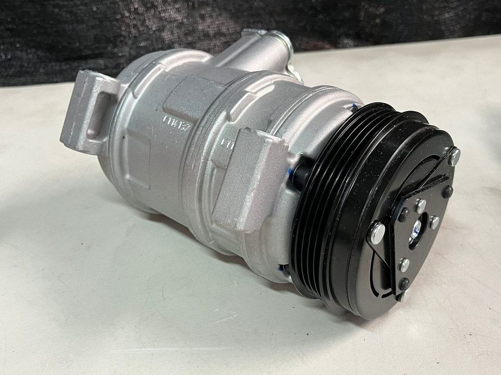 Compresor de aire A/C para Chevrolet / GMC / Hummer  4.8L 5.3L 5.7L 6.0L 6.2L 2000-2014.