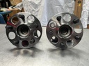 Bocinas de Rueda Traseras para Toyota Prius 2010-2015.