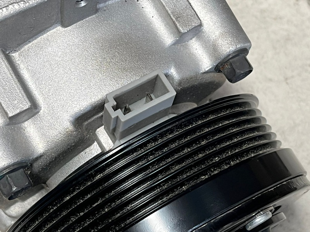Compresor de aire A/C para Ford F-150 V8 4.6L / 5.4L 2005-2006 / Excursion V8 5.4L / 6.8L 2002-2005 / F-250 Super Duty/F-350 Super Duty 2006-2006 V8 5.4L/V10 6.8L.