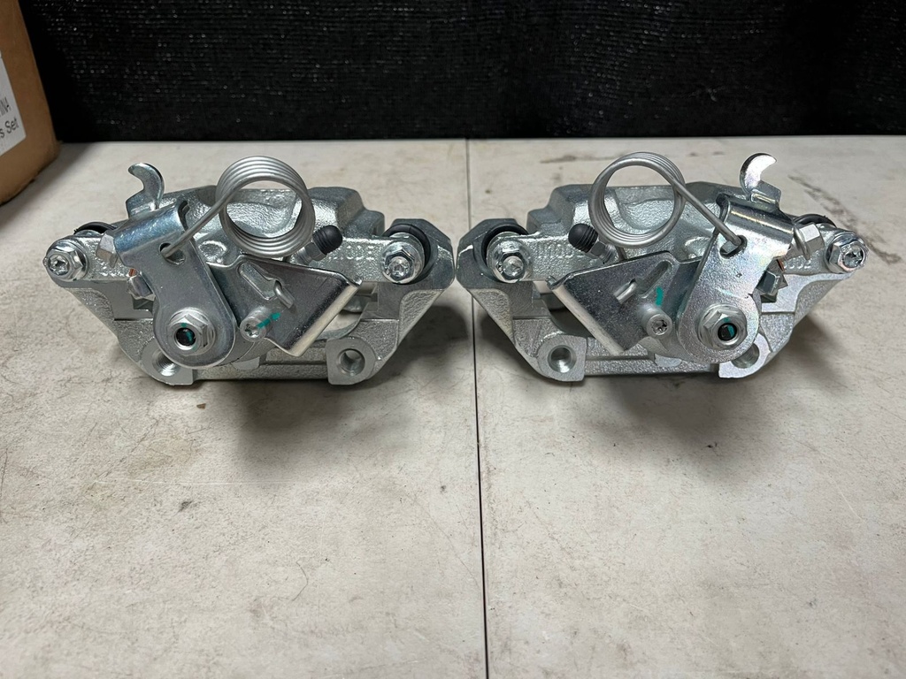 Caliper Traseros Ford Edge 3.5L/3.7L 2011-2014/2.0L 2012-2014 / Lincoln MKX 3.7L 2011-2015.
