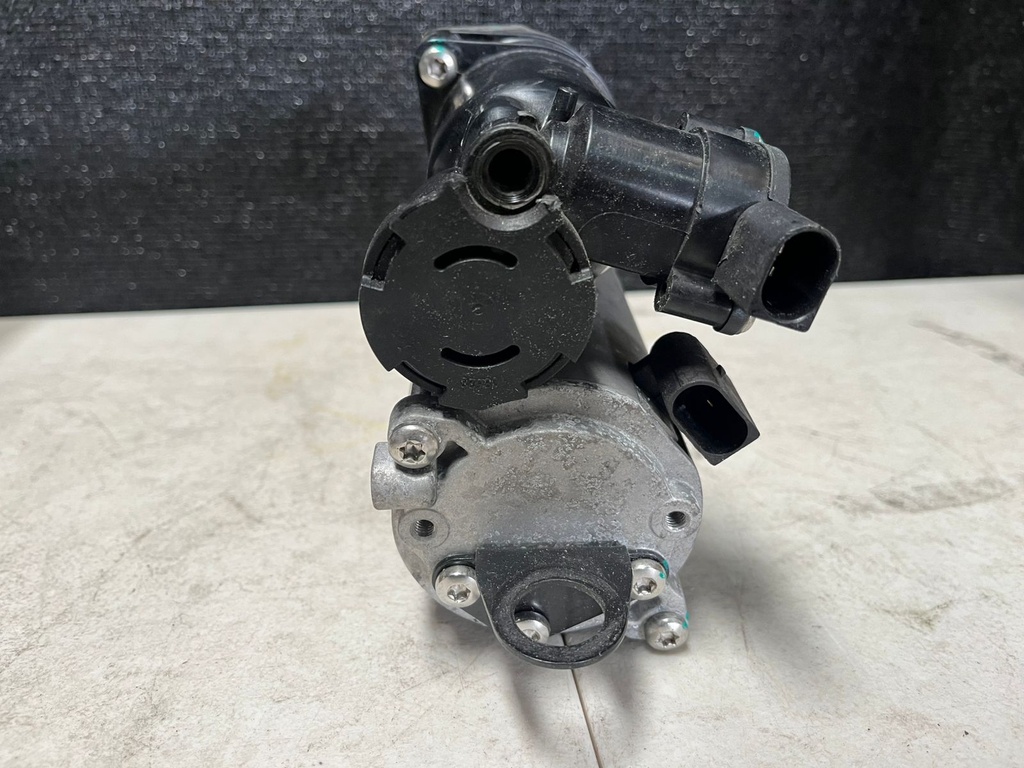 Compresor de Aire para Suspensión Neumática BMW X5 14/18