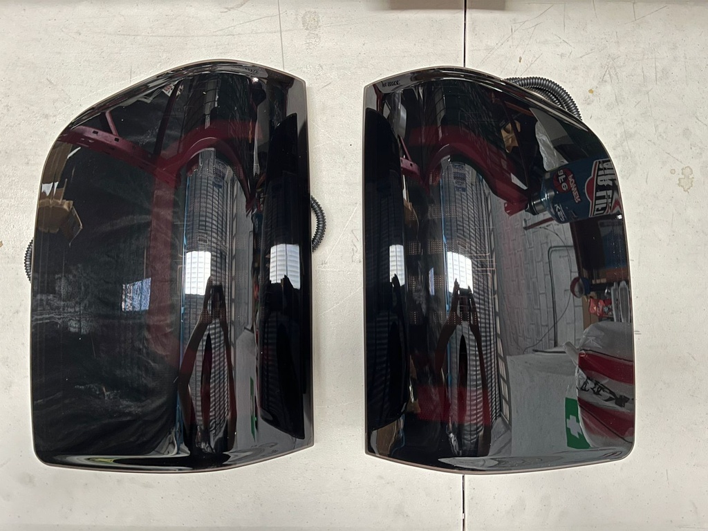 Luces Traseras LED ahumadas para Chevrolet Silverado 1500 / 2500 / 3500 2007-2014.