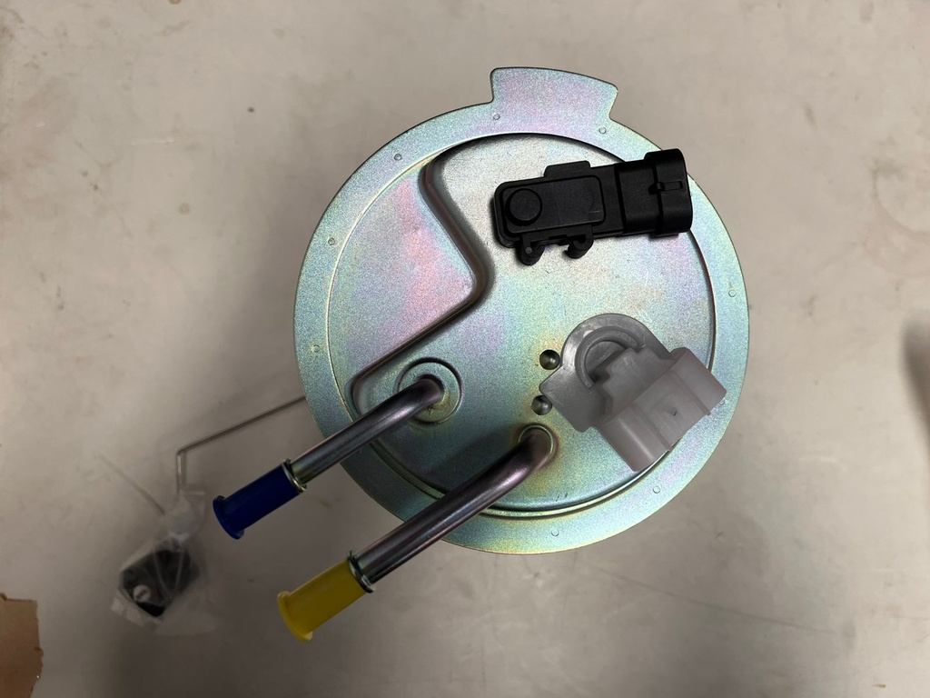 Bomba de combustible para Chevrolet Tahoe V8 5.3L 2005-2007 / GMC Yukon V8 5.3L 2005-2007.