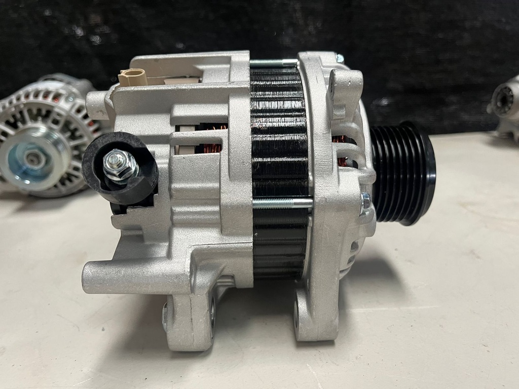 Alternador para Honda Accord 2.4L 2013-2017.