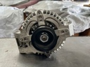 Alternador para Honda Accord 2.4L 2003-2007 / Element 2.4L 2003-2009 / Civic 2.0L 2006-2010 / CRV 2.4L 2007-2009.