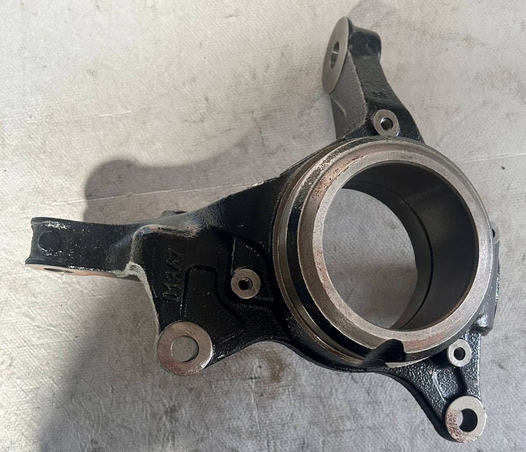 Nabo izquierdo para Toyota Corolla 2003 al 2008
