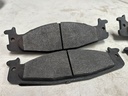 Pastillas de freno delanteras Ford Bronco 5.0L/5.8L 1994-1996 / E150 Econoline 4.2L/4.6L/5.4L 1997-2002 / Econoline 4.9L/5.0L/5.8L 1994-1996.