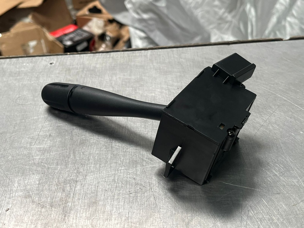 Mando de luces Dodge Grand Caravan 2001-2007 / Chrysler Town & Country 2001-2007 / Voyager 2001-2003
