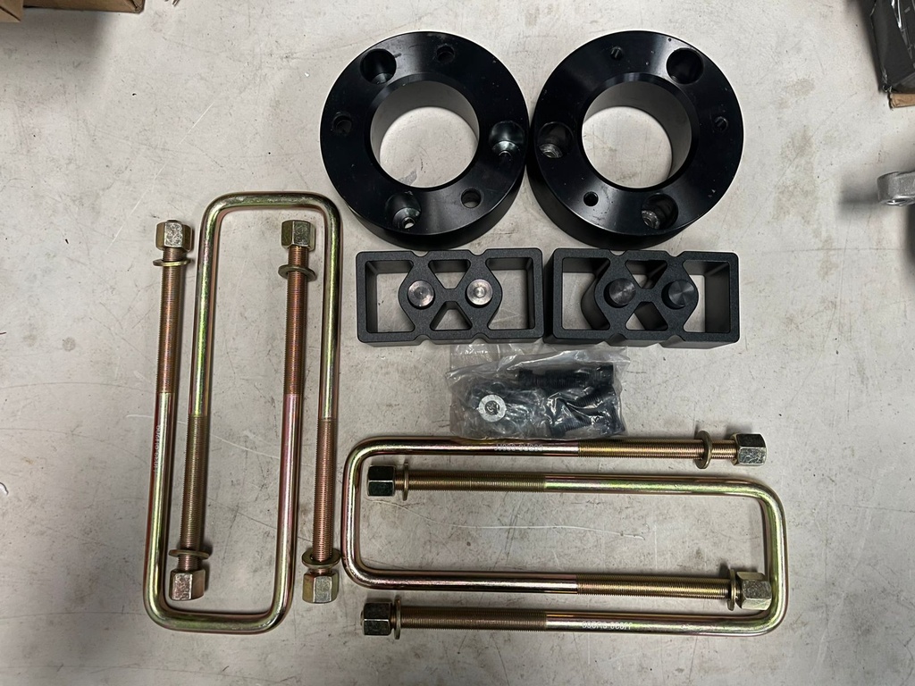 Kit de levante Ford F150 2004-2024 (3" FR / 2" RR)