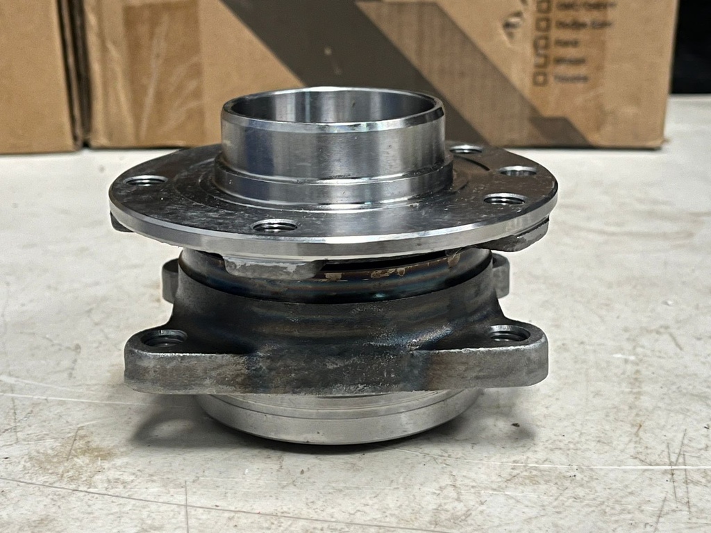 Bocina de rueda delantera Jeep Cherokee 4x2 2014-2023