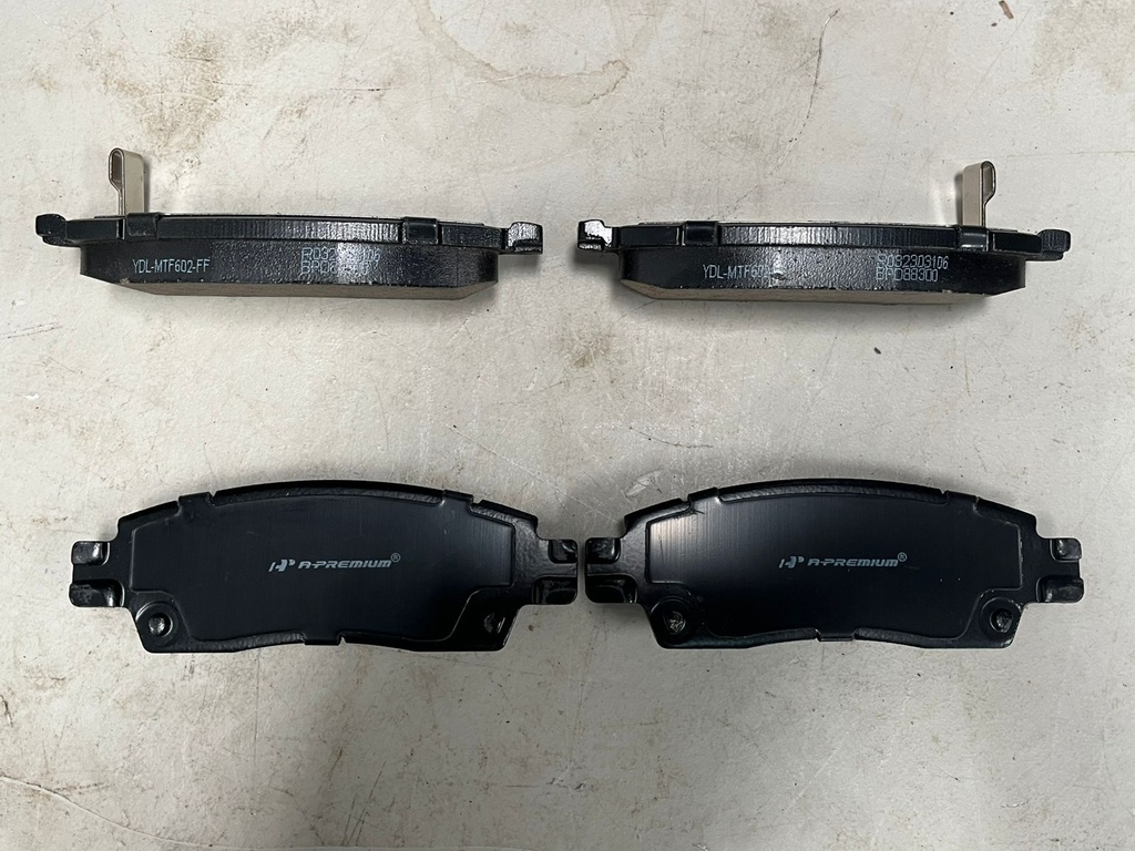 Pastillas de freno traseras Chevrolet Trailblazer 2002-2005 / Chevrolet SSR 2003-2006 / Traverse 2009-2017 / GMC Acadia 2007-2016