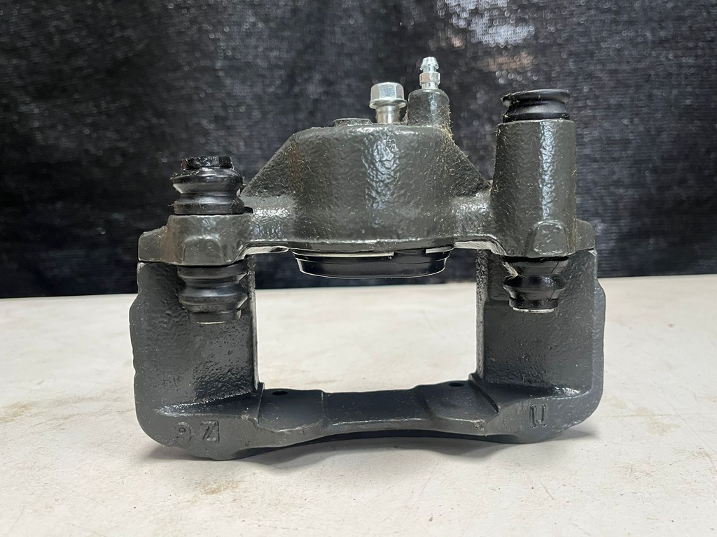 Caliper delantero derecho Ford Aspire 1.3L L4 1994-1997