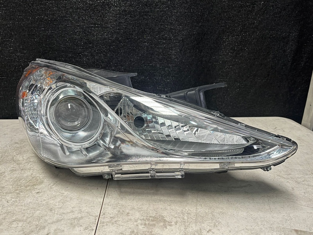 Luz Delantera Derecha Hyundai Sonata 2011-2014