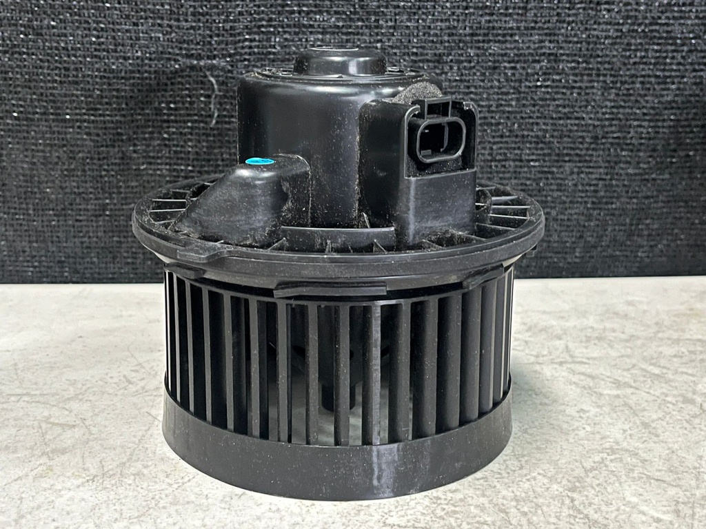 Blower A/C Chevrolet Silverado 2007-2014 / Avalanche 2007-2013 / Tahoe 2007-2014 / GMC Sierra 2007-2014 / H2 2008-2009