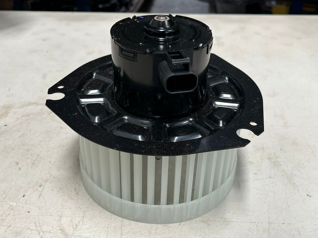 Blower A/C Chevrolet Express 1500 / 2500 / 3500 1996-2013 / GMC Savanna 1500 / 2500 / 3500 1996-2013