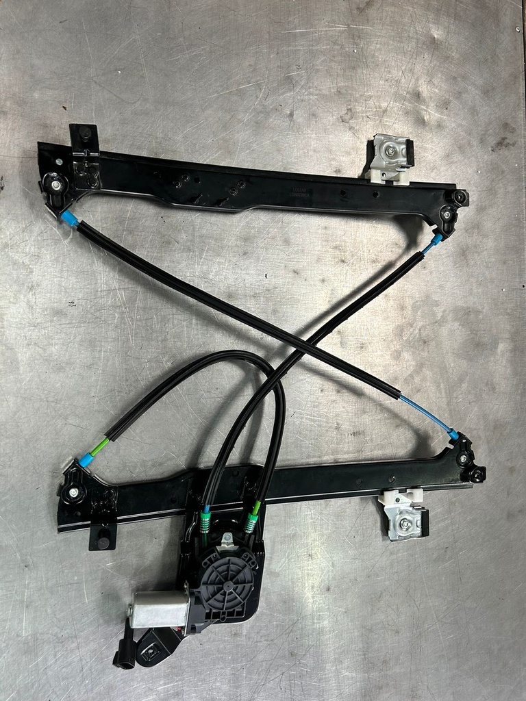 Máquina de ventana trasera izquierda Chevrolet Avalanche 2002 al 2006 Silverado 1999 al 2006 Tahoe Suburban 2000 al 2006 GMC Sierra 1999 al 2006 Yukon 2000 al 2006