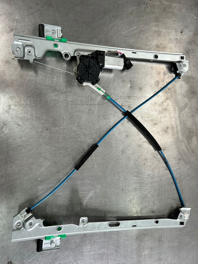 Máquina de ventana delantera izquierda para Chevrolet Avalanche 2002 al 2006 Silverado 1999 al 2006 Tahoe Suburban 2000 al 2006 GMC Sierra 1999 al 2006 Yukon 2000 al 2006