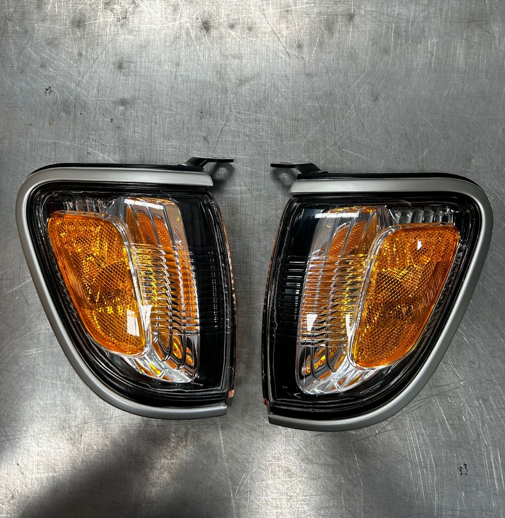 Luces laterales para Toyota Tacoma 2001 al 2004