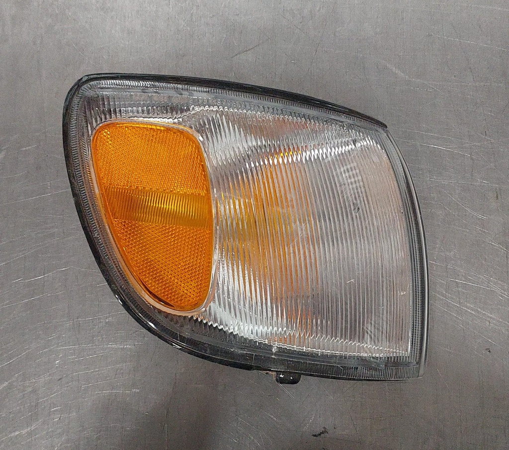 Luz trasera derecha para Toyota Tundra 2000-2004