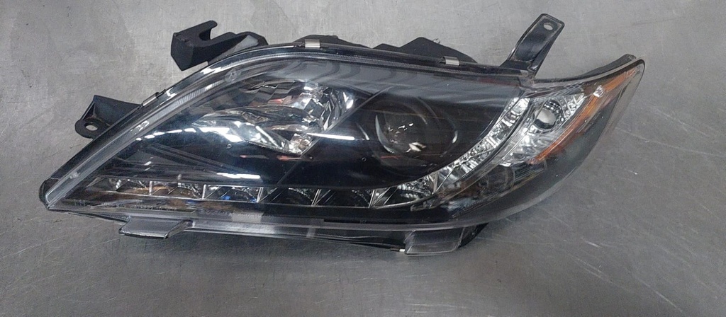 Luz delantera izquierda para Toyota Camry 2010-2011