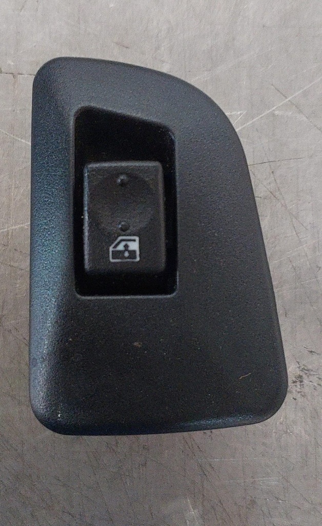 Botonera Trasera Izquierda Chevrolet Silverado / Avalanche / Tahoe / Suburban / GMC Sierra / Yukon 2003-2007.