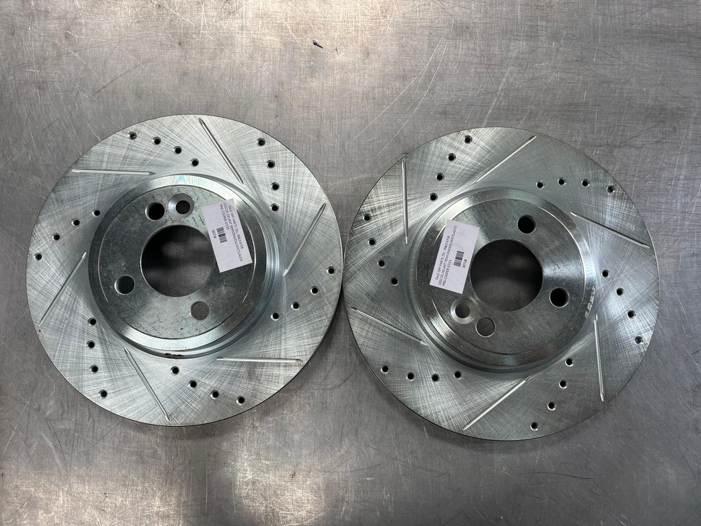 Discos Delanteros Perforados / Ventilados para Mini Cooper S 2009-2013 / S Hatchback 2007-2009 / Roadster S 2012-2015 / S Convertible 2014-2015.