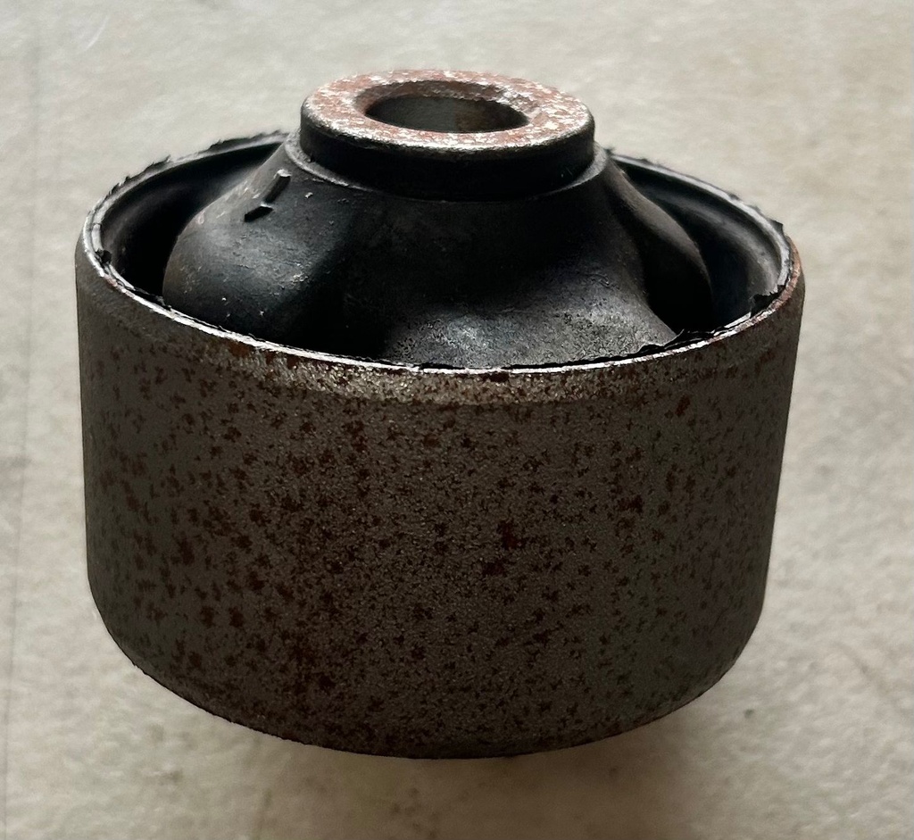 Bushing de tensora delantero para Hyundai Tiburón 2003 al 2006 / Elantra 2003 al 2006