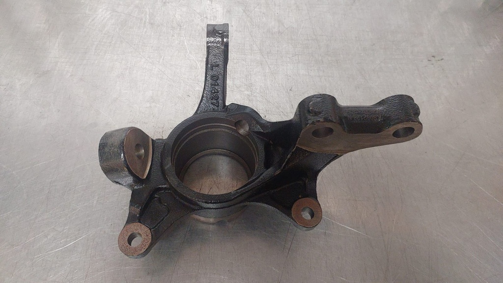 Nabo delantero izquierdo Toyota Camry / Lexus ES300 2002-2003