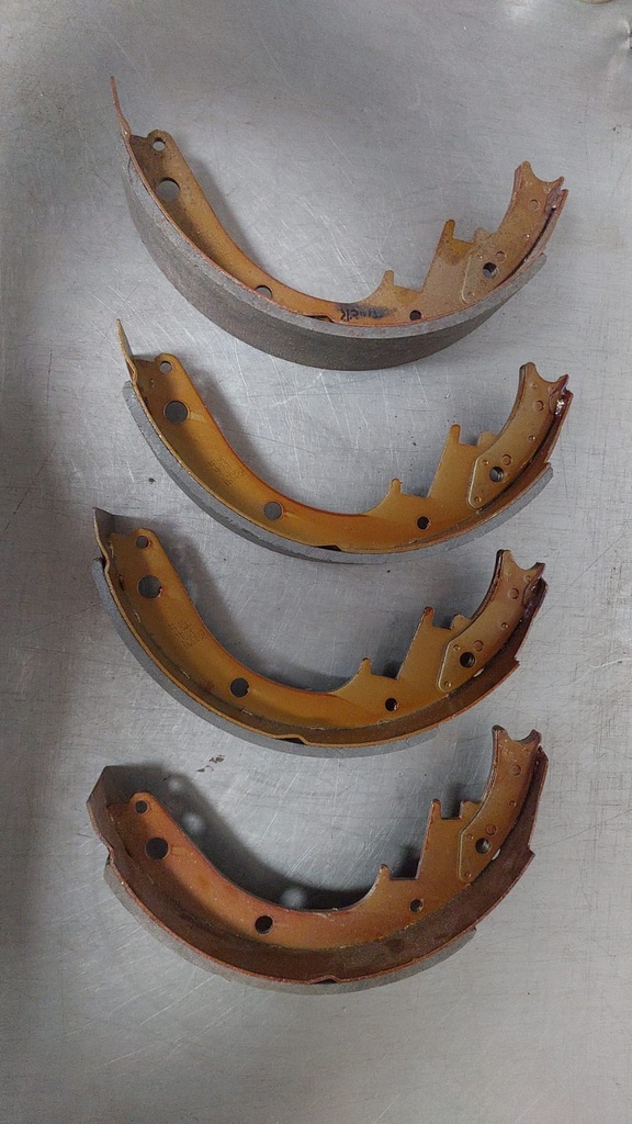 Zapatas de freno traseras para Chevrolet K10 / K20 / K5 Blazer 1970-1975