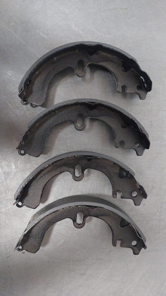 Zapatas de freno para Chevrolet Nova 1985 a 1988 / Prizm 1998 al 2002 / Toyota Corolla 1984 a 1999 / Tercel 1983 a 1987