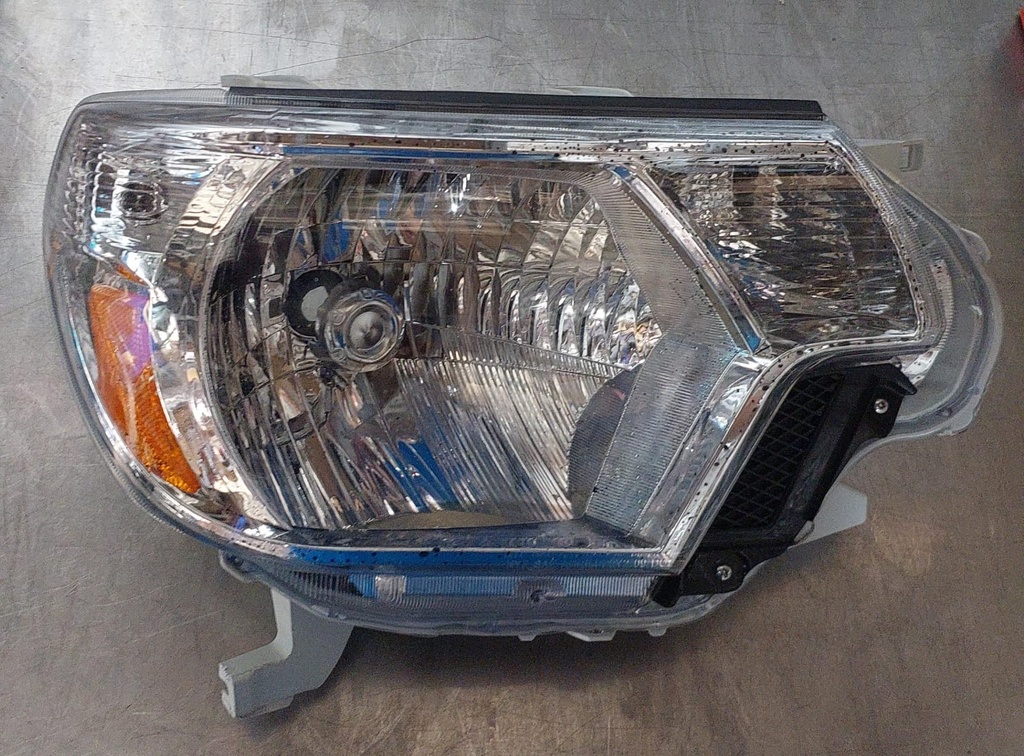 Luz delantera derecha para Toyota Tacoma 2012-2015