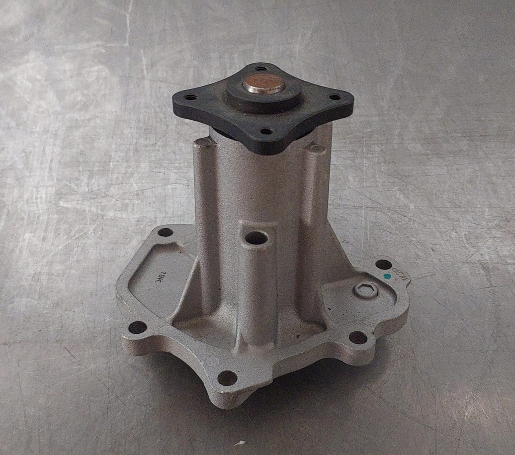 Bomba de agua para Nissan 5.6L Titan 2004 al 2024 / Pathfinder 2004 al 2012 / NV2500 / NV3500 2012 al 2021 / Armada 2005 al 2024