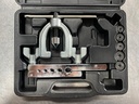 Set de herramientas para conos de tubería metalica.