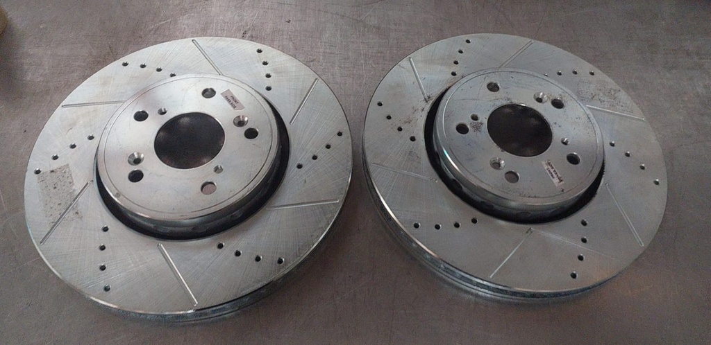 Discos delanteros ventilados perforados para Acura RDX / ILX 2013-2022