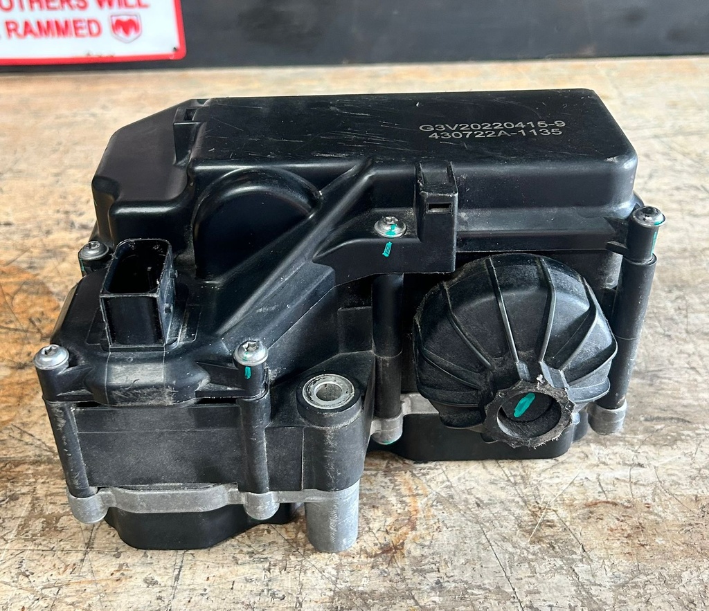 Bomba de líquido de escape de diesel para RAM 3500 / RAM 4500 / RAM 5500 6.7L  2011-2012