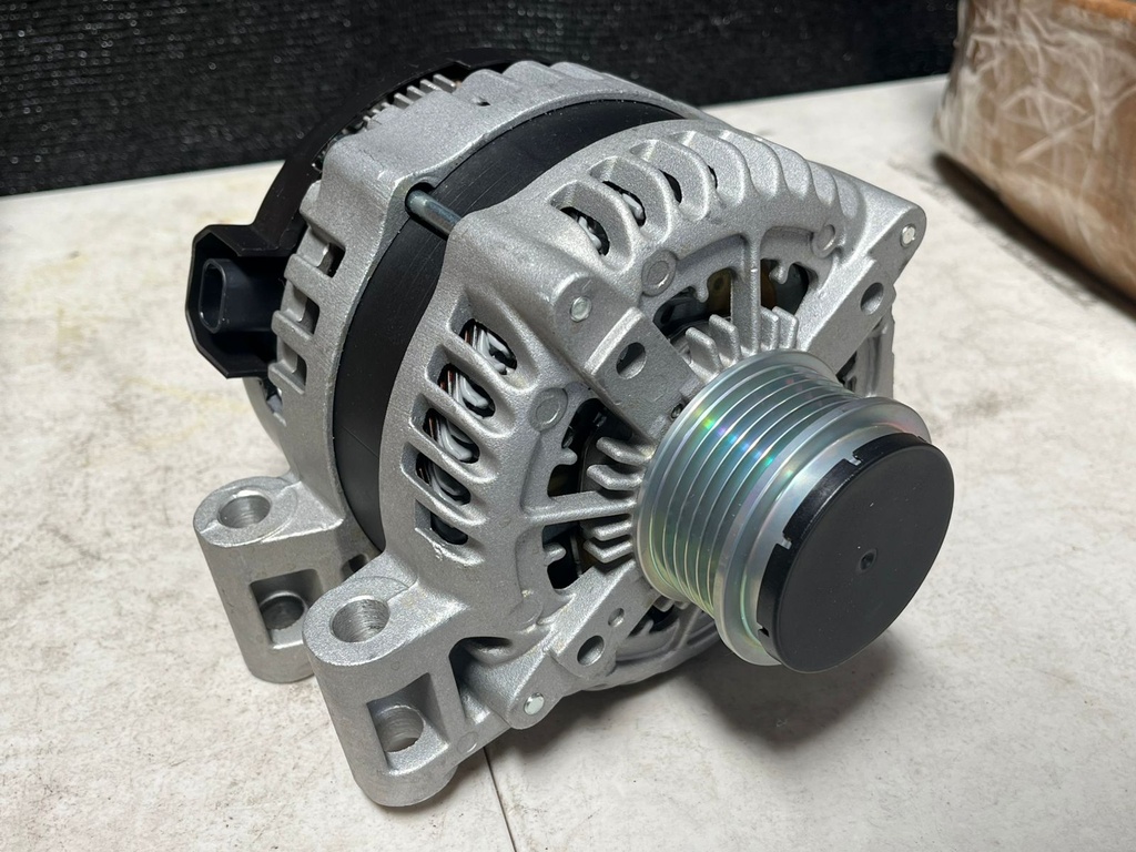 Alternador de 170AMP para Chevrolet Traverse 3.6L V6 2009-2016.