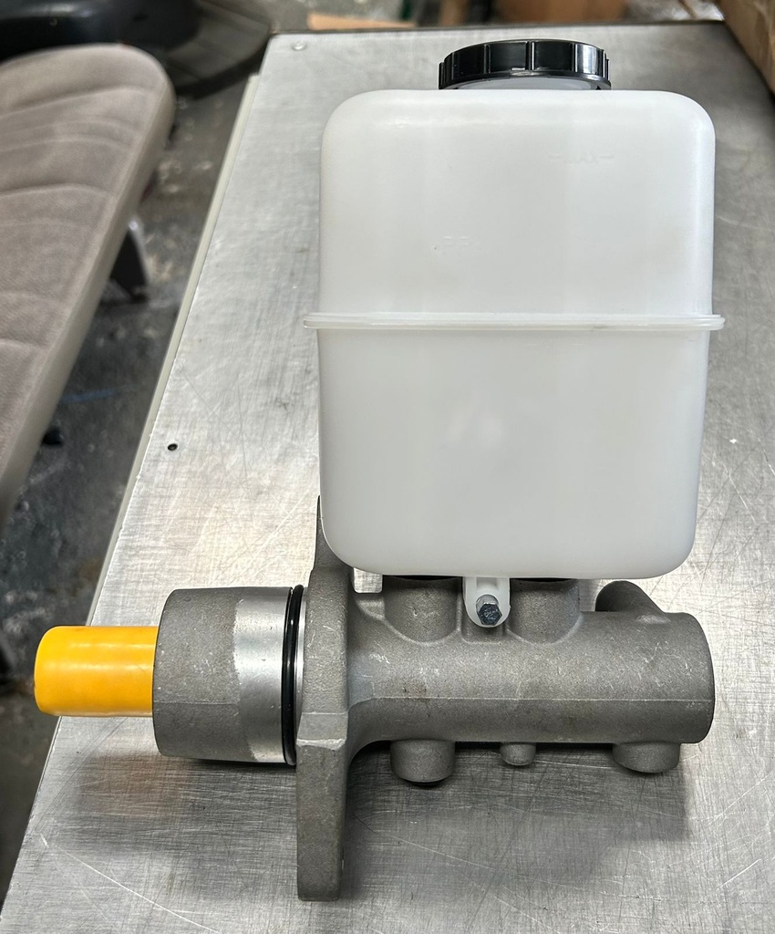 Bomba de freno para Ford F250 F350 F450 Super Duty 2008 al 2010